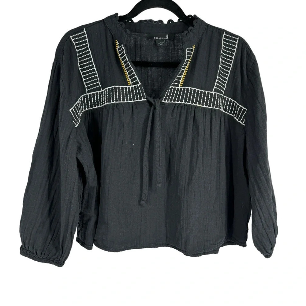 Broadway 38 boho embroidered gauzy top large